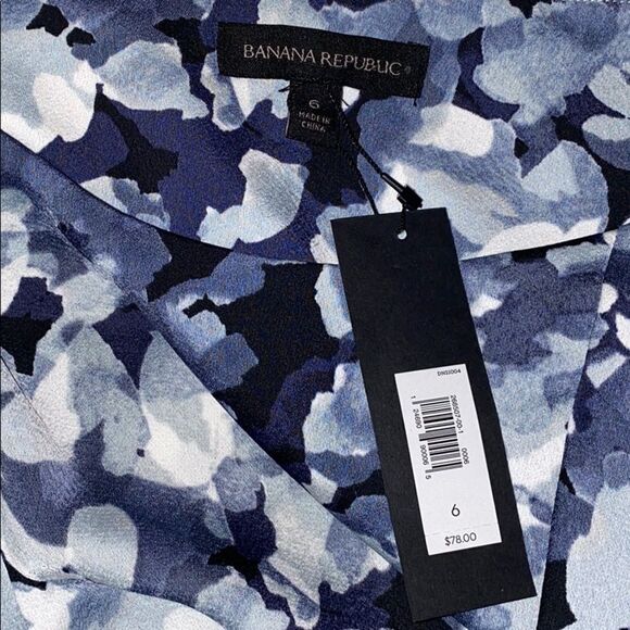 ✨ Banana Republic front twist knot peplum blouse✨ - Picture 7 of 7